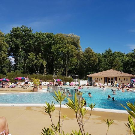 4 Star Village Cozy Chalet Near Beach サン・ブルヴァン・レ・パン エクステリア 写真