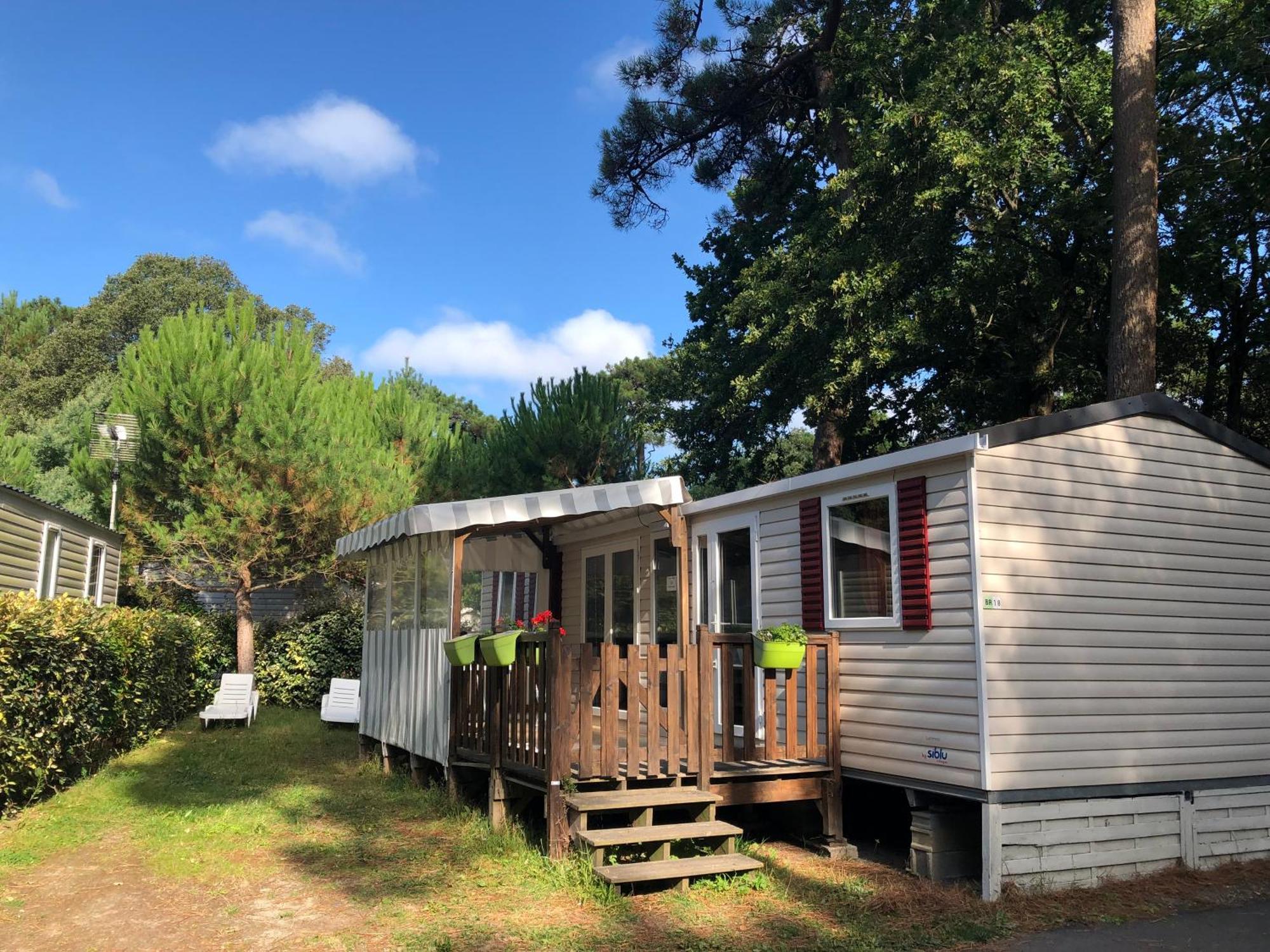 4 Star Village Cozy Chalet Near Beach サン・ブルヴァン・レ・パン エクステリア 写真