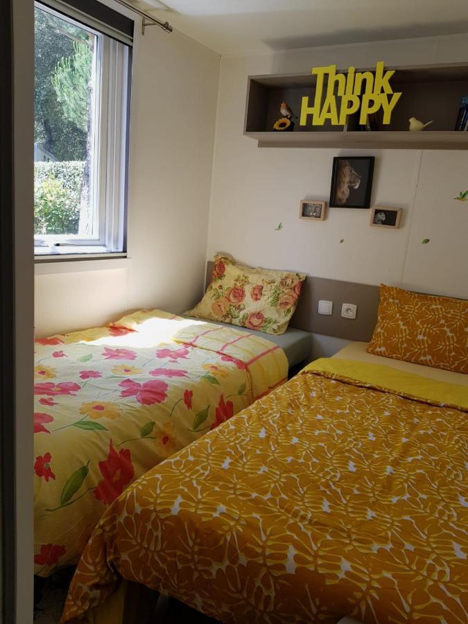 4 Star Village Cozy Chalet Near Beach サン・ブルヴァン・レ・パン エクステリア 写真